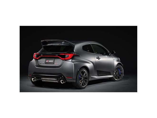 進化型「トヨタGRヤリス」登場 WRCチャンピオン監修の限定車も