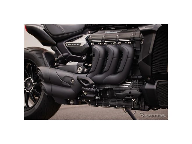 トライアンフ、新型ロケット3 ストームリーズを東京モーターサイクル