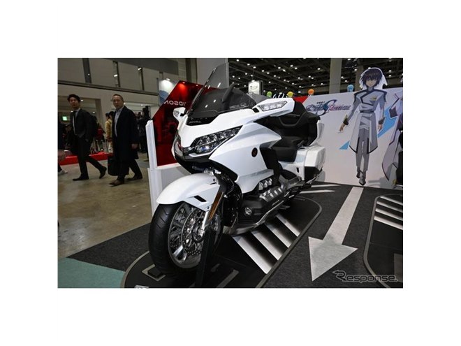 ホンダと『ガンダムSEED』がコラボ、キラ＆ラクスが『ゴールドウイング