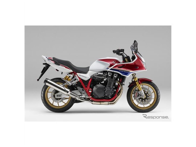 ホンダ CB1300 シリーズに新色「パールサンビームホワイト」登場