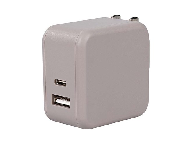 MOTTERU、USB Type-C/Type-Aポートを搭載した充電器「MOT-ACPD35WU1