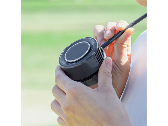 コンパクトに収納できる「ペルチェ冷却機能コンパクトネック
