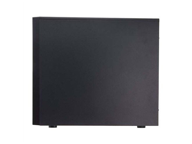 センチュリー、HDDを10台搭載可能な「裸族のスカイタワー 10Bay センチュリー、HDDを10台搭載可能な「裸族のスカイタワー 10Bay