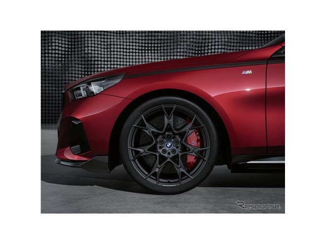 BMW『5シリーズ・ツーリング』新型に「Mパフォーマンスパーツ」を設定