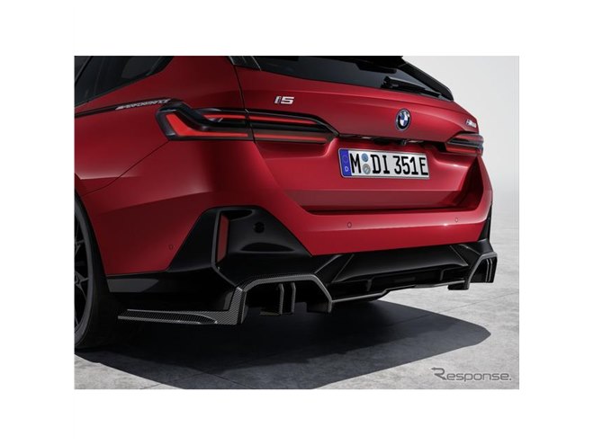 BMW『5シリーズ・ツーリング』新型に「Mパフォーマンスパーツ」を設定