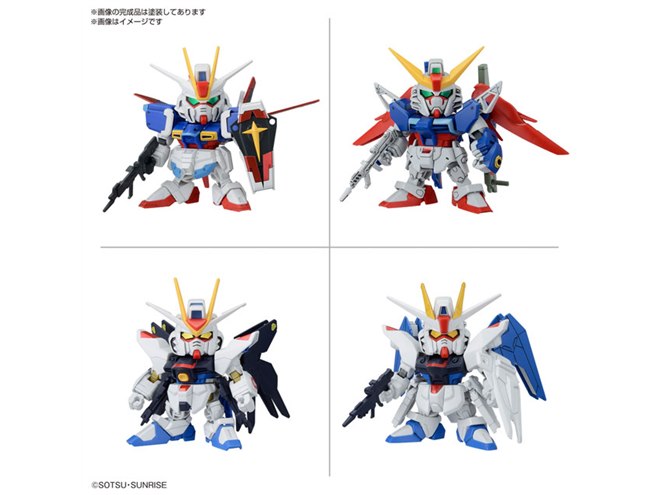 SDガンダムBB戦士 4体セット BB戦士「フリーダムガンダム」など4機が復活、「C.E.運命の対決セット