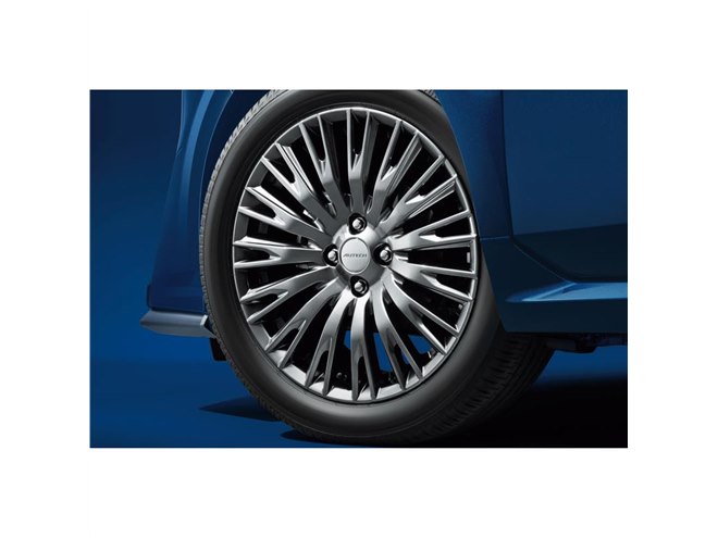 日産ノート オーラ」にカスタマイズモデル「AUTECH」が新設定 - 価格.com