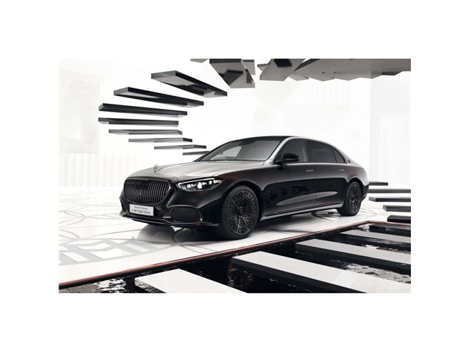 30台限定の高級サルーン「メルセデス・マイバッハS580ナイト