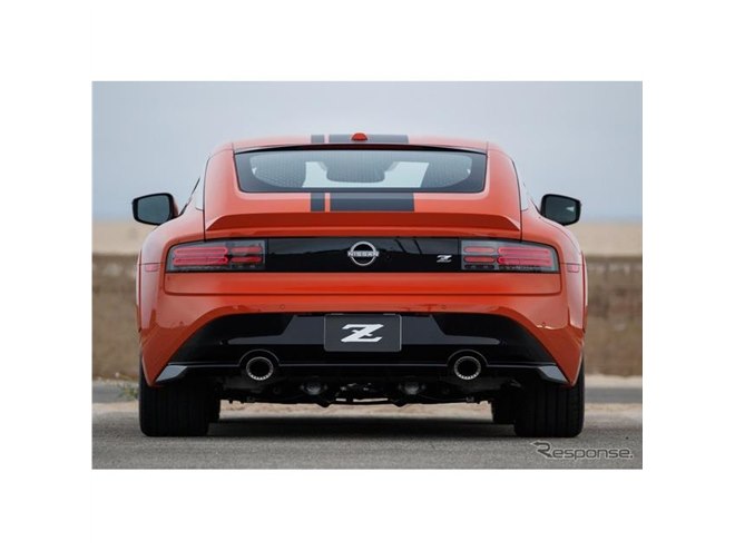 日産『Z』に2024年型、専用ノーズの「Zヘリテージエディション」設定