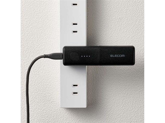 エレコム、スティックタイプのAC充電器一体型モバイルバッテリー