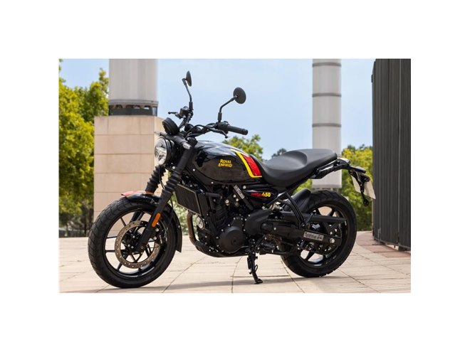ロイヤルエンフィールドが新型バイク「ゲリラ450」発表 スリムで軽快な