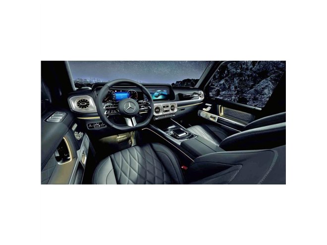 改良型「メルセデス・ベンツGクラス」発売 MBUXを初採用 - 価格.com