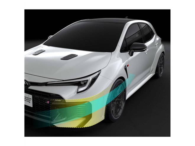 トヨタが改良型「GRカローラ」を世界初公開 - 価格.com