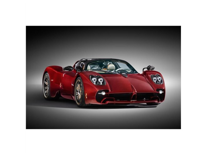 パガーニ・ウトピア」のオープンバージョンが登場 生産台数は限定130台