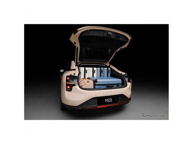 3D音楽アンビエントマップ」初搭載、Z世代をねらった新型EV『MONA M03