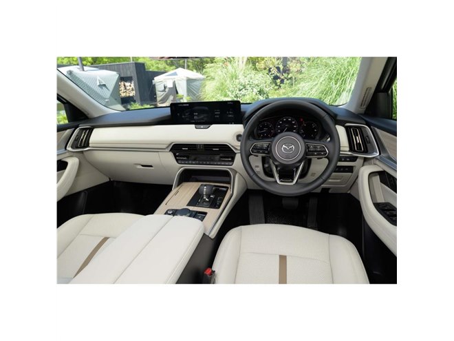 マツダが3列シートの新型SUV「CX-80」を発表 2024年秋の発売を予定