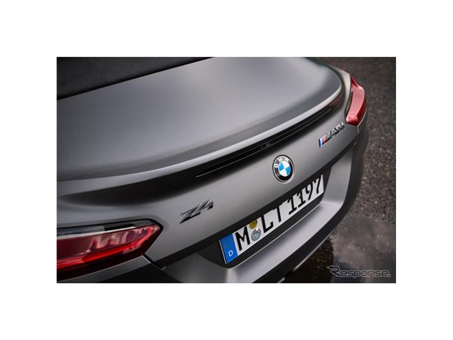 BMW『Z4 M40i』初の6速MT登場、「ピュア・インパルス」の新写真 - 価格.com