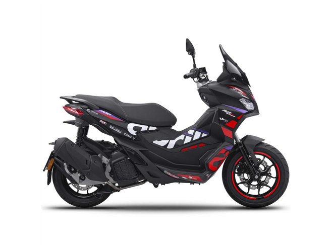 MotoGPマシンをイメージしたアプリリアのスクーター「SR GT200 MotoGPマシンをイメージしたアプリリアのスクーター「SR GT200