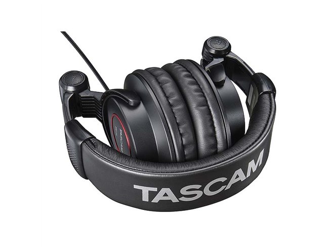 TASCAM、折りたたみ可能な密閉型モニターヘッドホン「TH-11」を本日9月