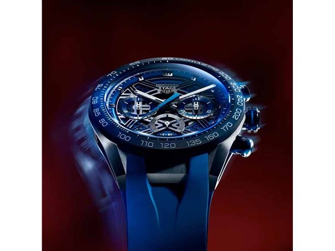 大胆に再解釈”した新作「タグ・ホイヤー カレラ エクストリーム