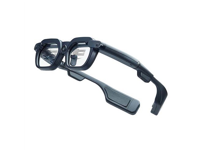 ドコモ、ケーブルレスを実現した約125gのXRグラス「MiRZA」を