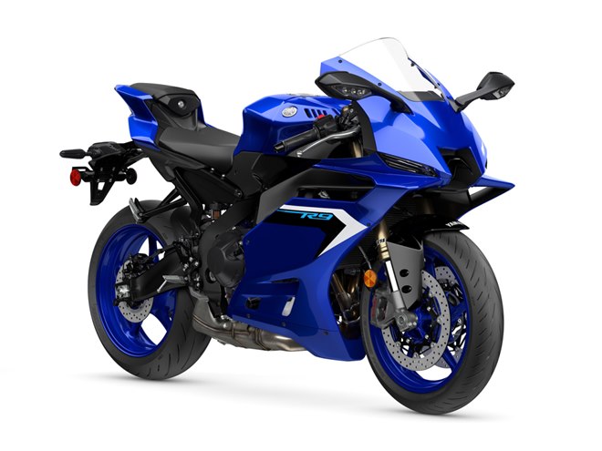 ヤマハが新型スーパースポーツ「YZF-R9」を発表 日本では2025年春以降に発売 - 価格.com