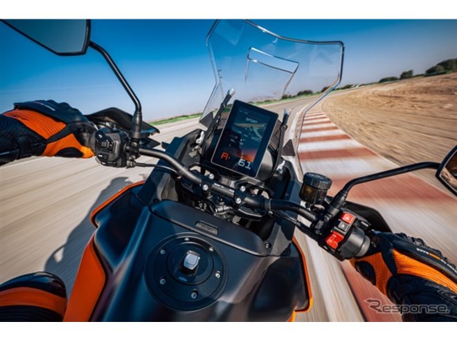 KTM、新型8.8 TFTディスプレイ発表…グローブを着用したまま操作可能