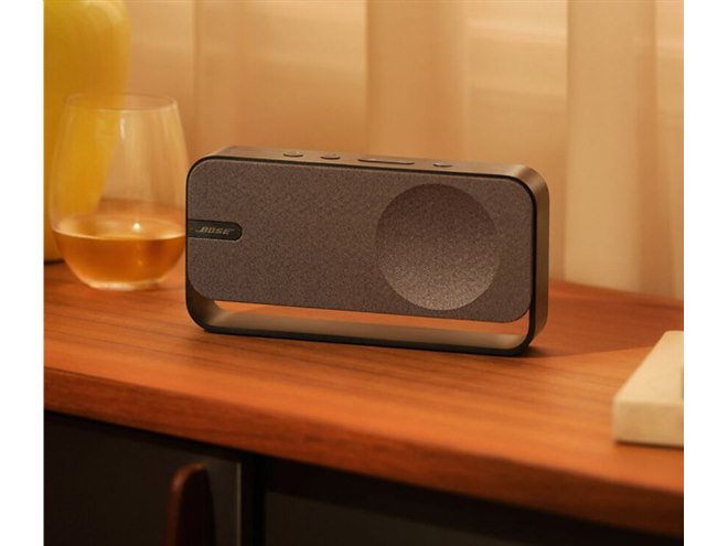 ボーズ、“重低音を振動で再現”するコンパクトな「SoundLink Home Bluetooth Speaker」 - 価格.com