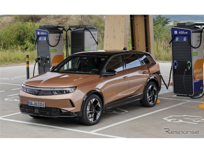 オペルの最上位SUV『グランドランド』、新型は全車電動化…EVは航続