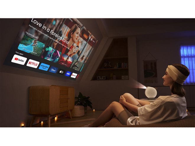 BenQ、レーザー光源で500ルーメンを実現した天井シアター BenQ、レーザー光源で500ルーメンを実現した天井シアター
