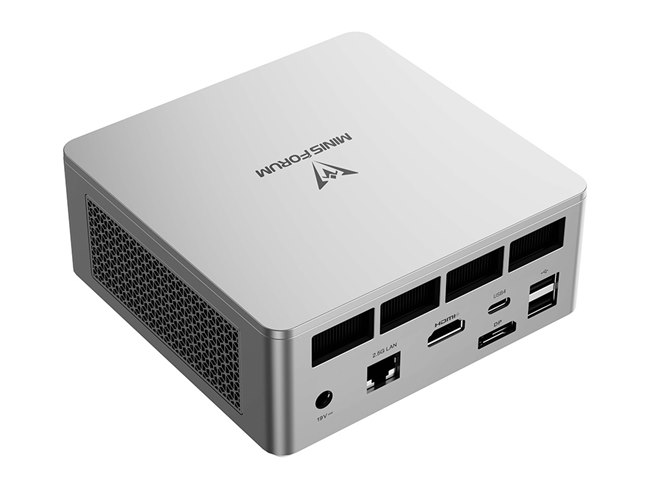 MINISFORUM、「Ryzen 7 8745H」を搭載した高性能な小型PC「UM870S