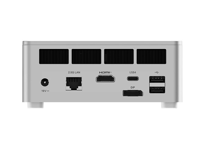 MINISFORUM、「Ryzen 7 8745H」を搭載した高性能な小型PC「UM870S