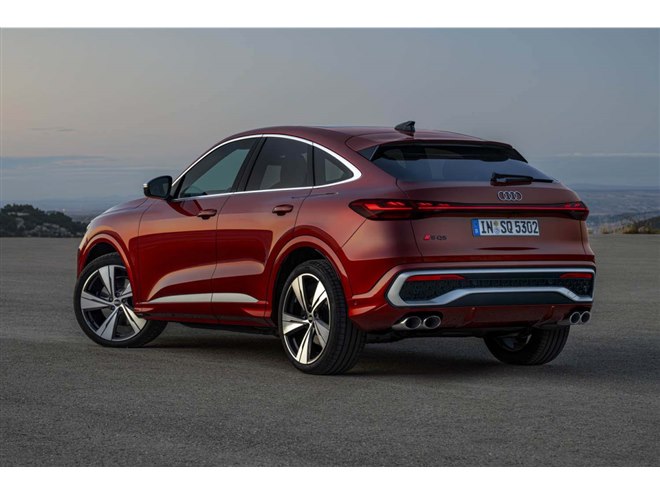 アウディが新型「Q5スポーツバック」を発表 よりダイナミックな