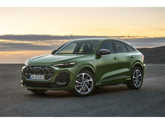 アウディが新型「Q5スポーツバック」を発表 よりダイナミックな