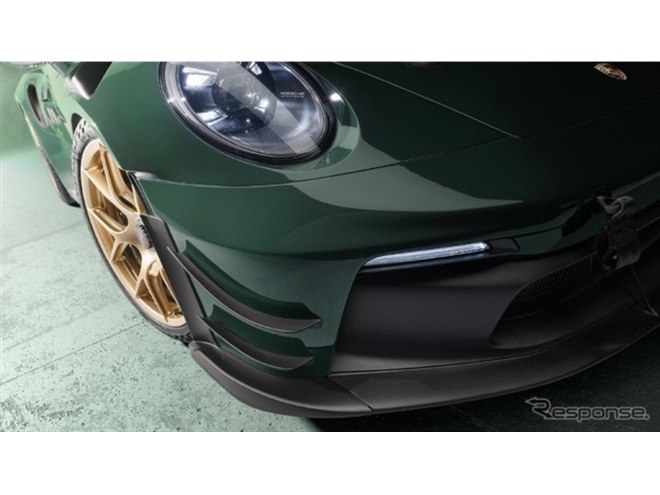 ポルシェ『911 GT3 RS』に新「マンタイキット」…285km/hで1000kg以上の