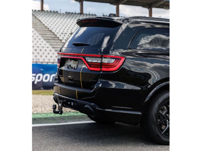 最後の6.4リットルV8エンジン「HEMI」搭載モデル、ダッジ