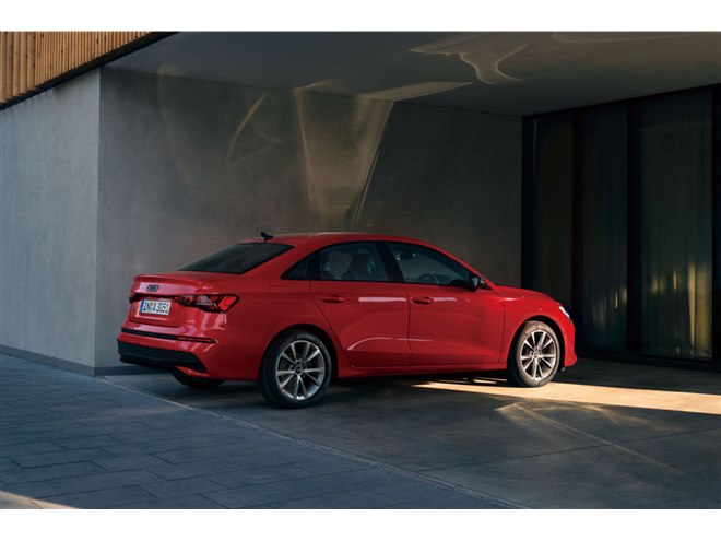 マイナーチェンジした「アウディA3スポーツバック／セダン」が上陸