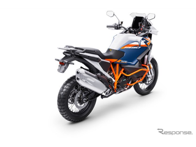 KTM『1390 スーパーアドベンチャー R』、新エンジン搭載の2025年モデル