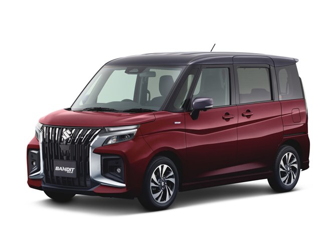 スズキが新型「フロンクス」のカスタマイズカーや「スイフトスポーツ