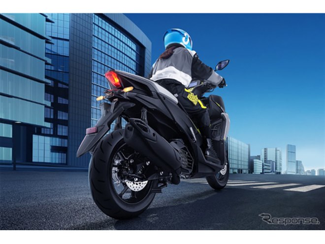 ターボ」採用スクーターの新型登場！スーパースポーツDNA受け継いだ