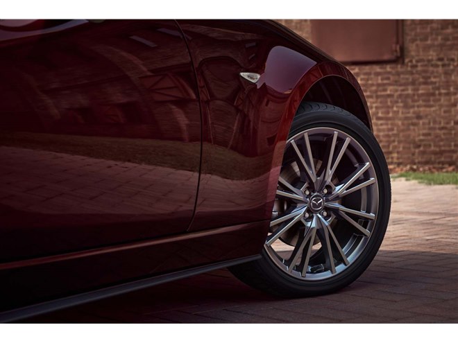 マツダが「ロードスター35周年記念車」の価格を発表 注文受け付けも