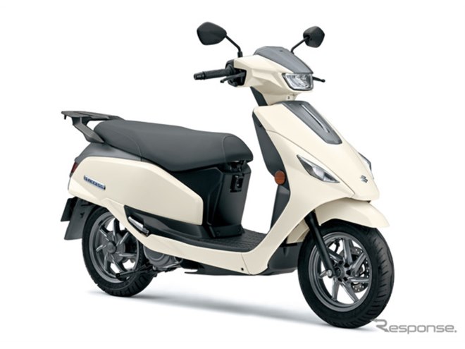 SUZUKI 電動スクーター クリーム色 スズキの新型電動スクーター『e-アクセス』日本導入にファンの期待大