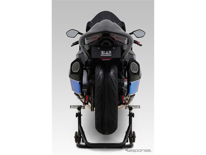 ヨシムラ、『ハヤブサ』用チタンサイクロンマフラーとスリップオン