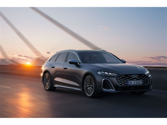 アウディA4／S4」改め新型「アウディA5／S5」シリーズの国内販売が