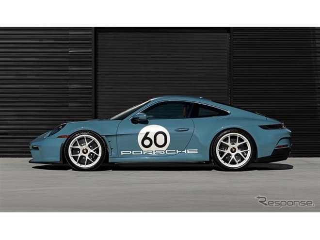 S まとめ売り※限定値下げ ポルシェ60周年記念限定車『911 S/T』が100万ドルで落札…新車価格の3倍