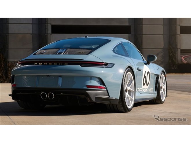 ポルシェ60周年記念限定車『911 S/T』が100万ドルで落札…新車価格の3倍