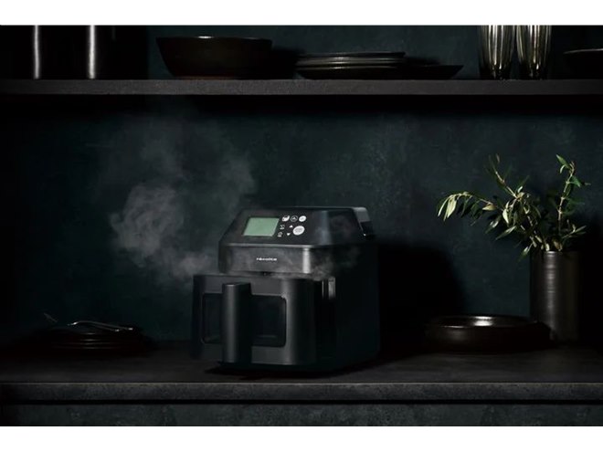 大量のスチームと高温の熱風を大型ファンで循環させる「ハイ
