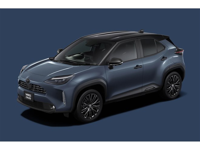 【お値下げ】特別仕様ウルバーノ　ヤリスクロス サイドスカート　1台分　送料込み トヨタが「ヤリス クロス」を一部改良 都会的な印象を強めた特別