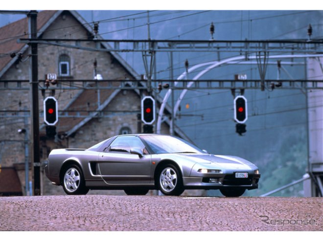 ホンダ『NSX』が5年ぶり復活へ！ レクサス LFR と1000馬力対決に