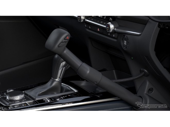 マツダ『CX-30』にも手動運転装置付き車両「SeDV」を新設定 - 価格.com